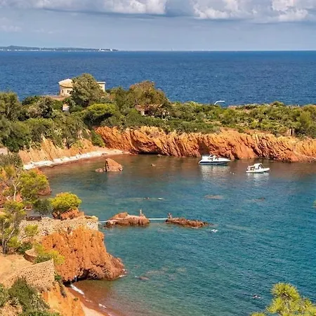 Les Platanes * Frejus
